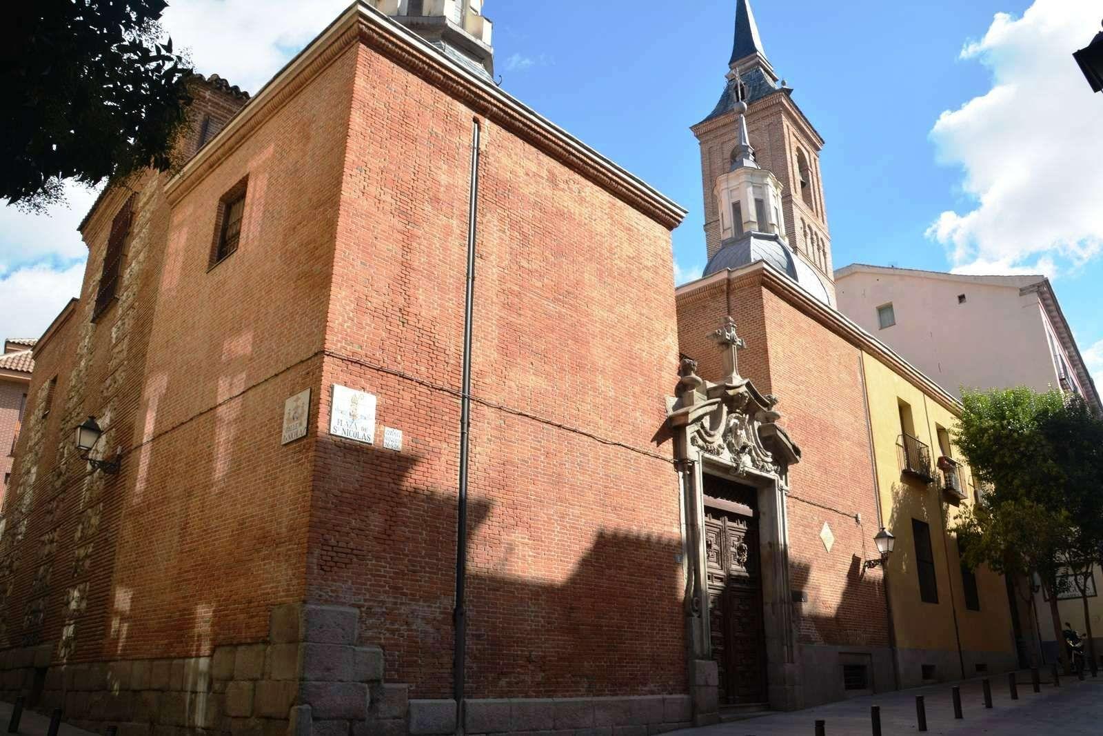 Kommersiell fastighet i Madrid, Spanien 350 kvm. Nr. 165288