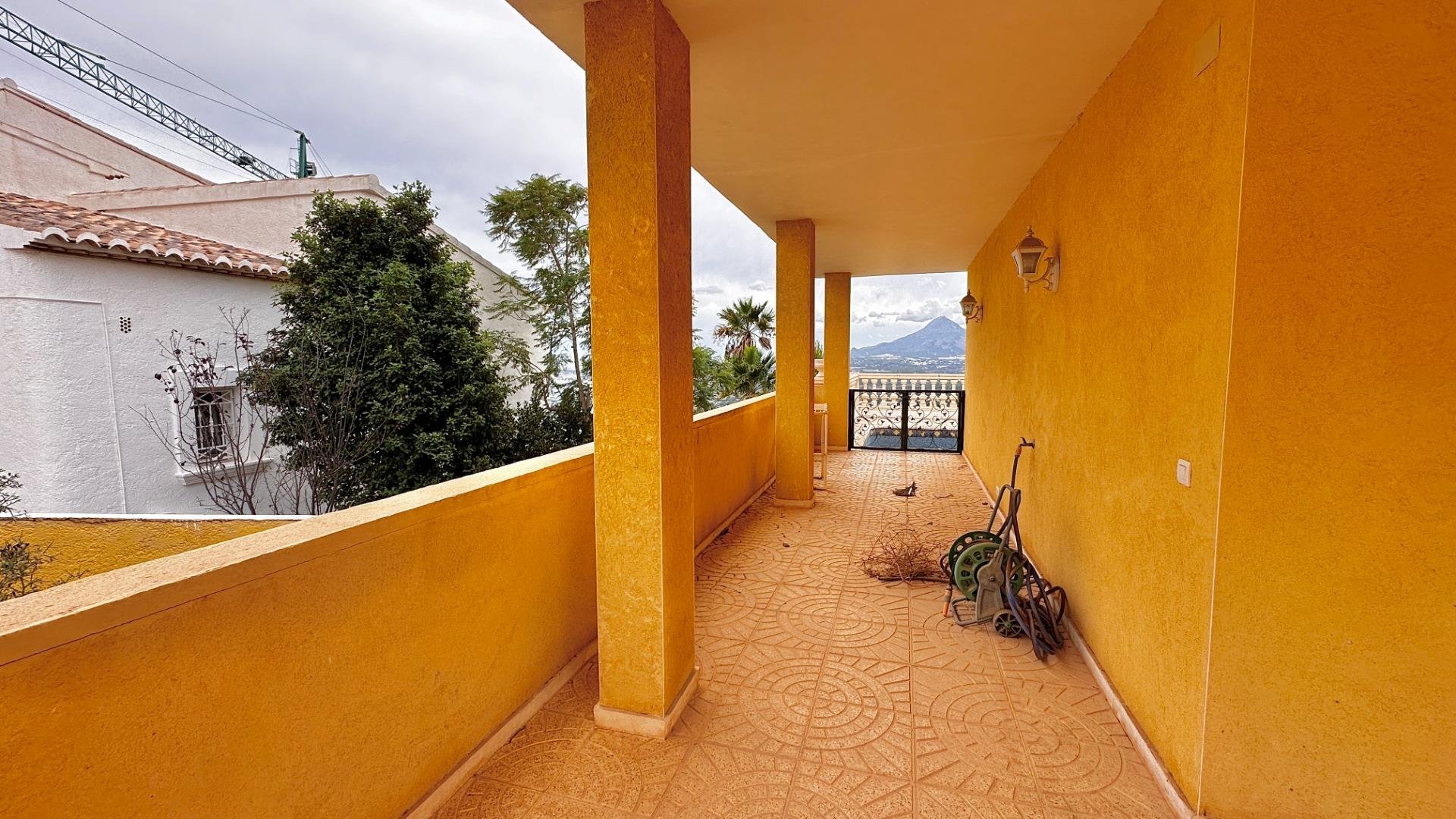 Villa i Zona Altea Hills, Alicante, Spanien 5 sovrum, 452 kvm. Nr. 165286