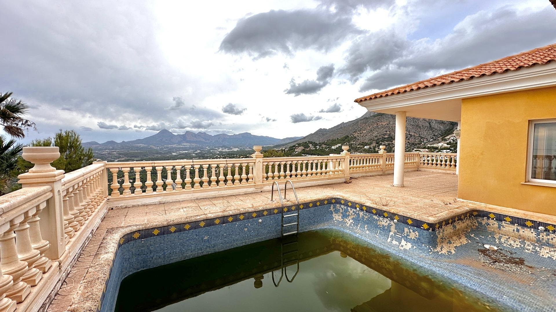 Villa i Zona Altea Hills, Alicante, Spanien 5 sovrum, 452 kvm. Nr. 165286