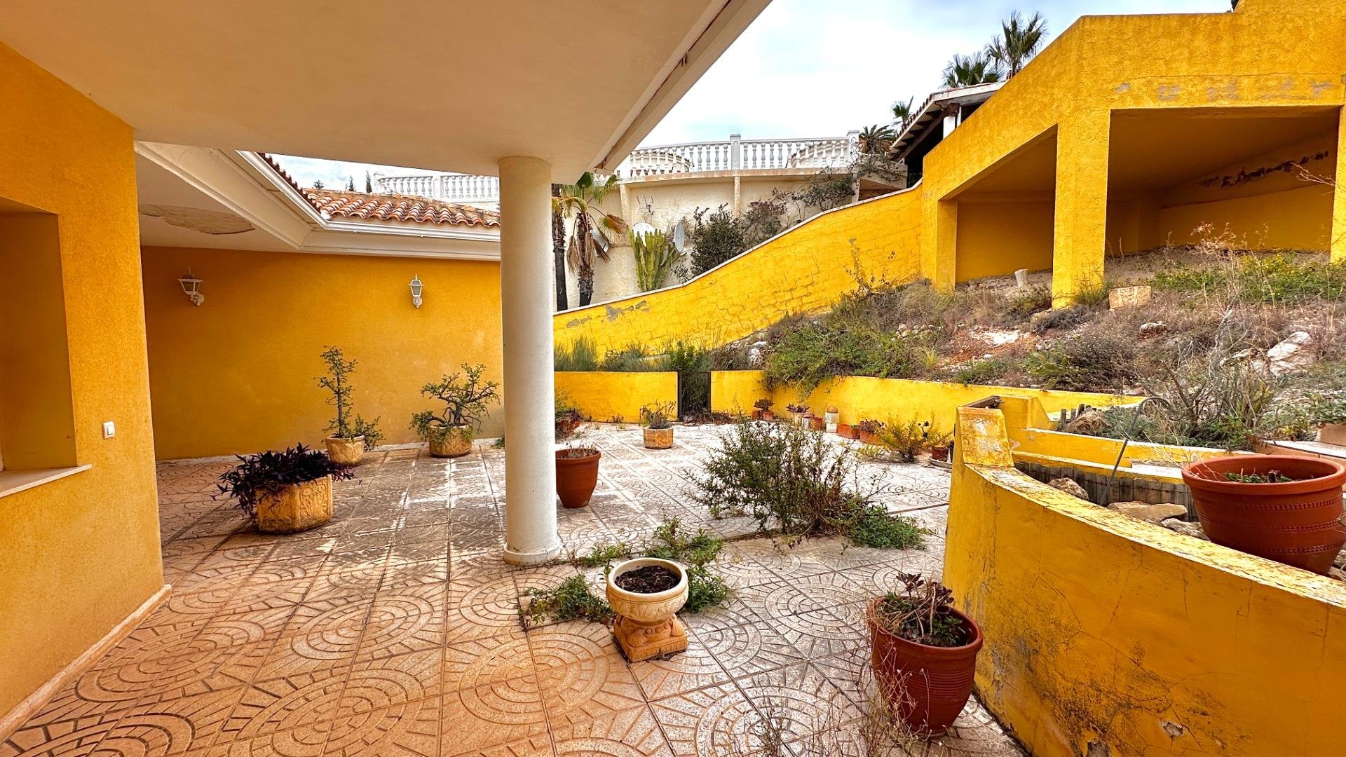 Villa i Zona Altea Hills, Alicante, Spanien 5 sovrum, 452 kvm. Nr. 165286