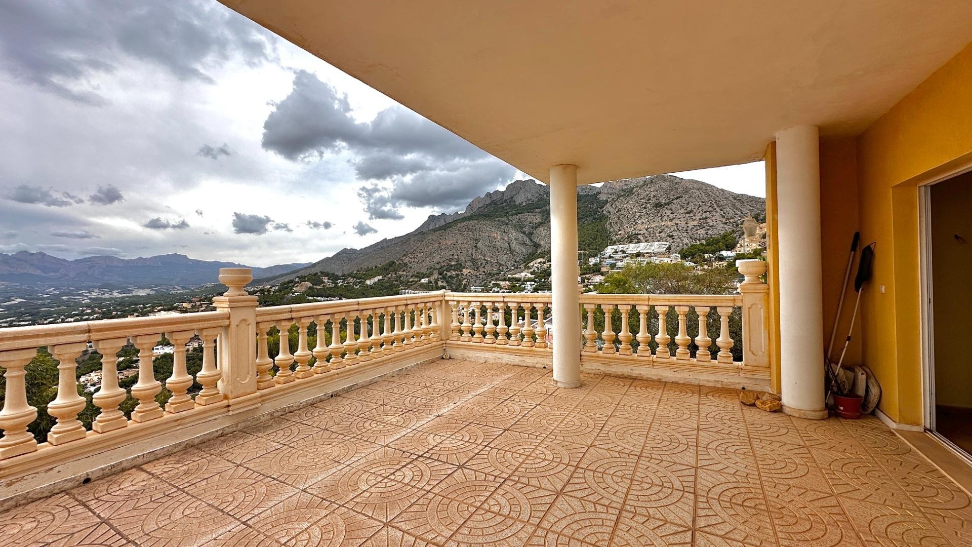 Villa i Zona Altea Hills, Alicante, Spanien 5 sovrum, 452 kvm. Nr. 165286