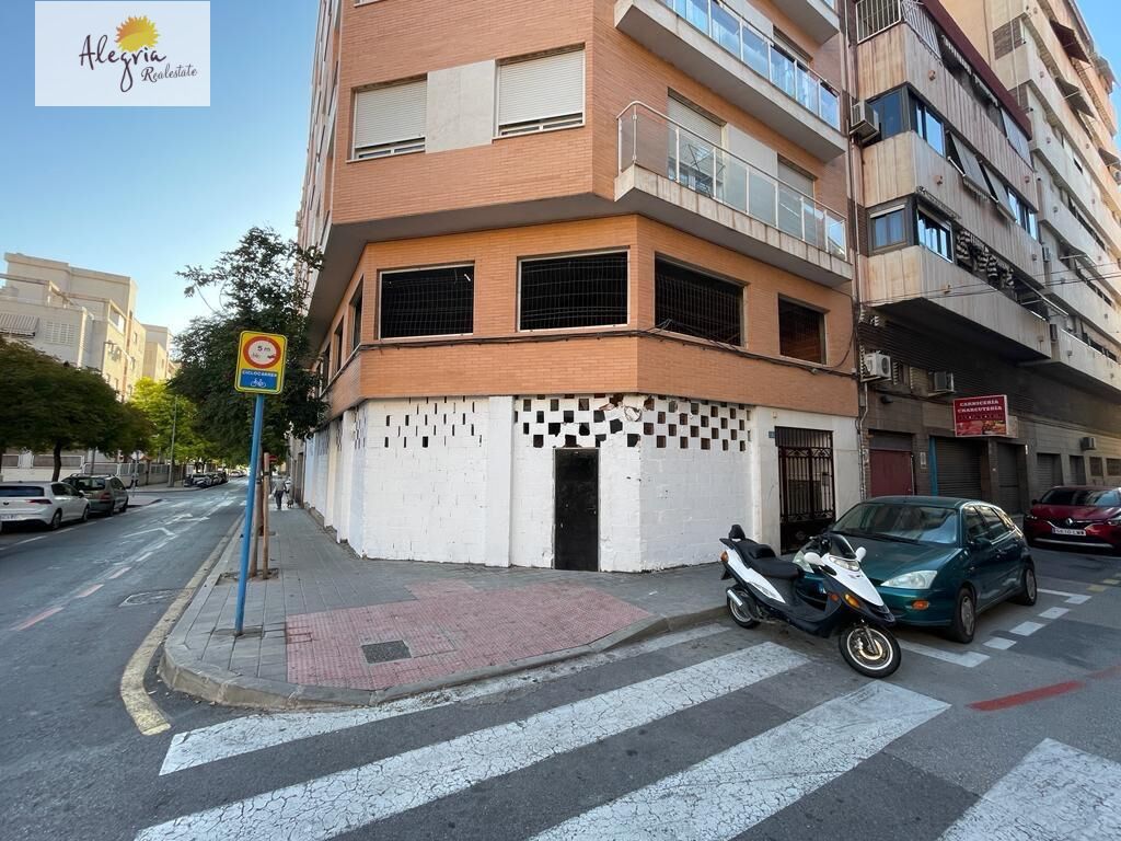 Kommersiell fastighet i Alicante, Spanien 200 kvm. Nr. 165290