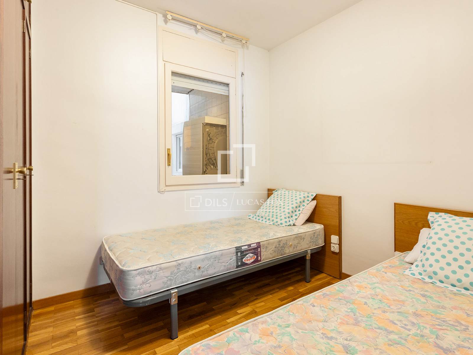 Wohnung in Barcelona, Spanien 4 Schlafzimmer, 130 m2 Nr. 194977