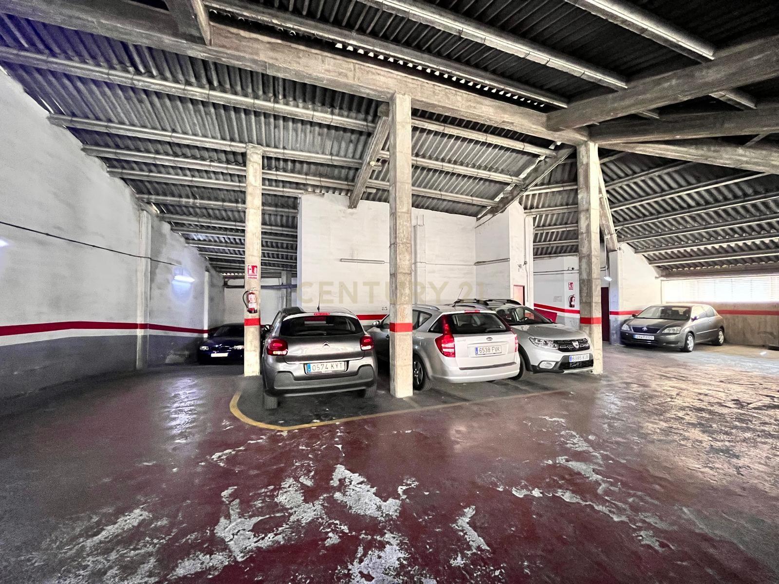 Parking in Barcelona, Spain No. 191148