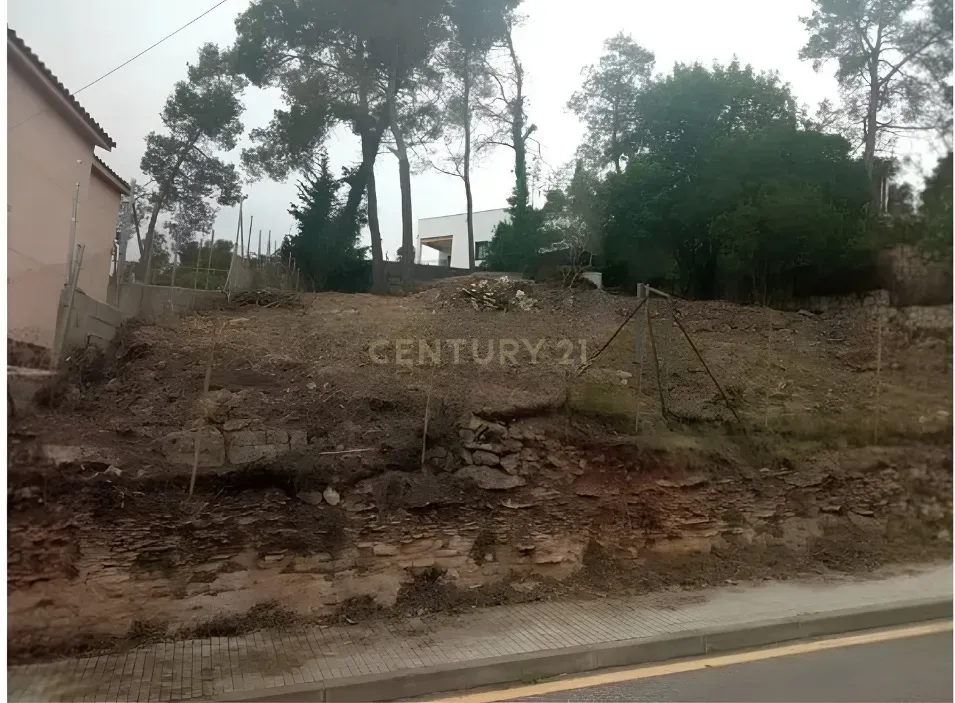 Tomt i Corbera de Llobregat, Barcelona, Spanien Nr. 191153