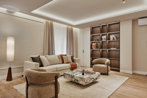 Apartament w Madrid, Hiszpania 3 sypialnie, 136 mkw. nr 179901