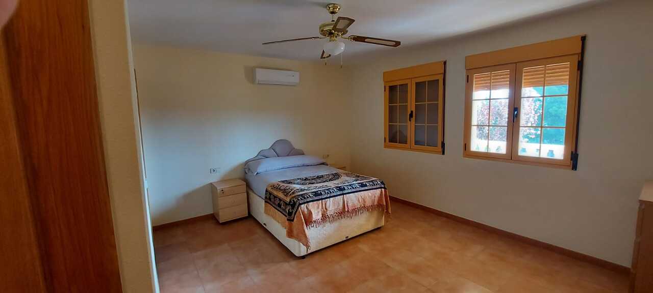 Villa in Calasparra, Murcia, Spain 5 bedrooms, 240 sq.m. No. 189074