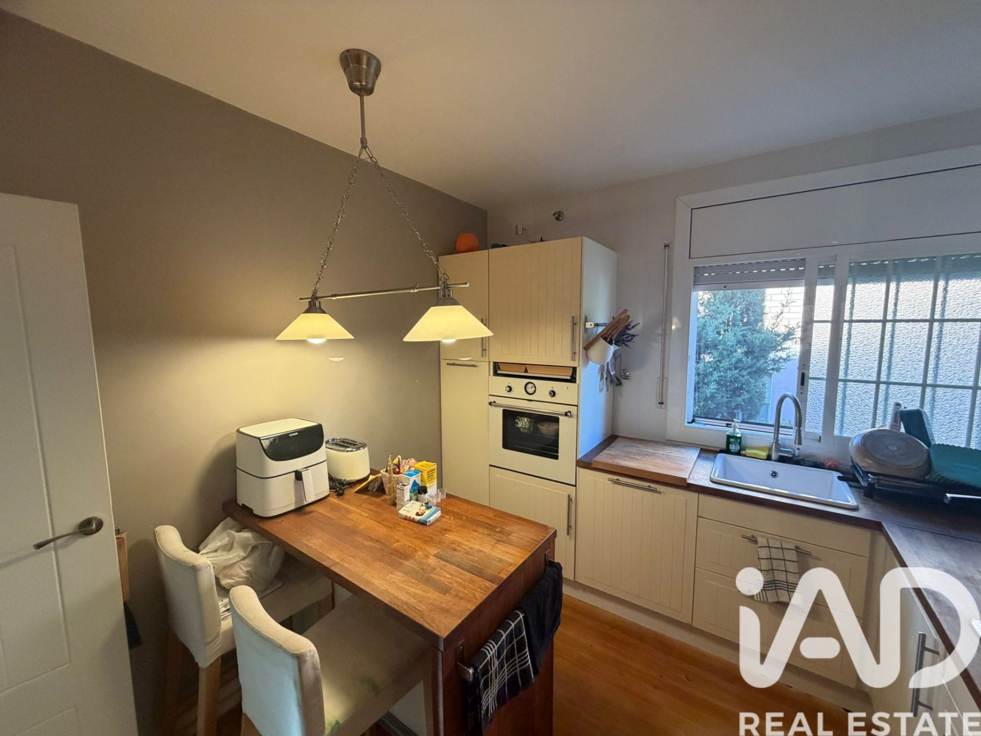 Talo Cubelles, Barcelona, Espanja 3 makuuhuonetta, 150 m2 No. 173203
