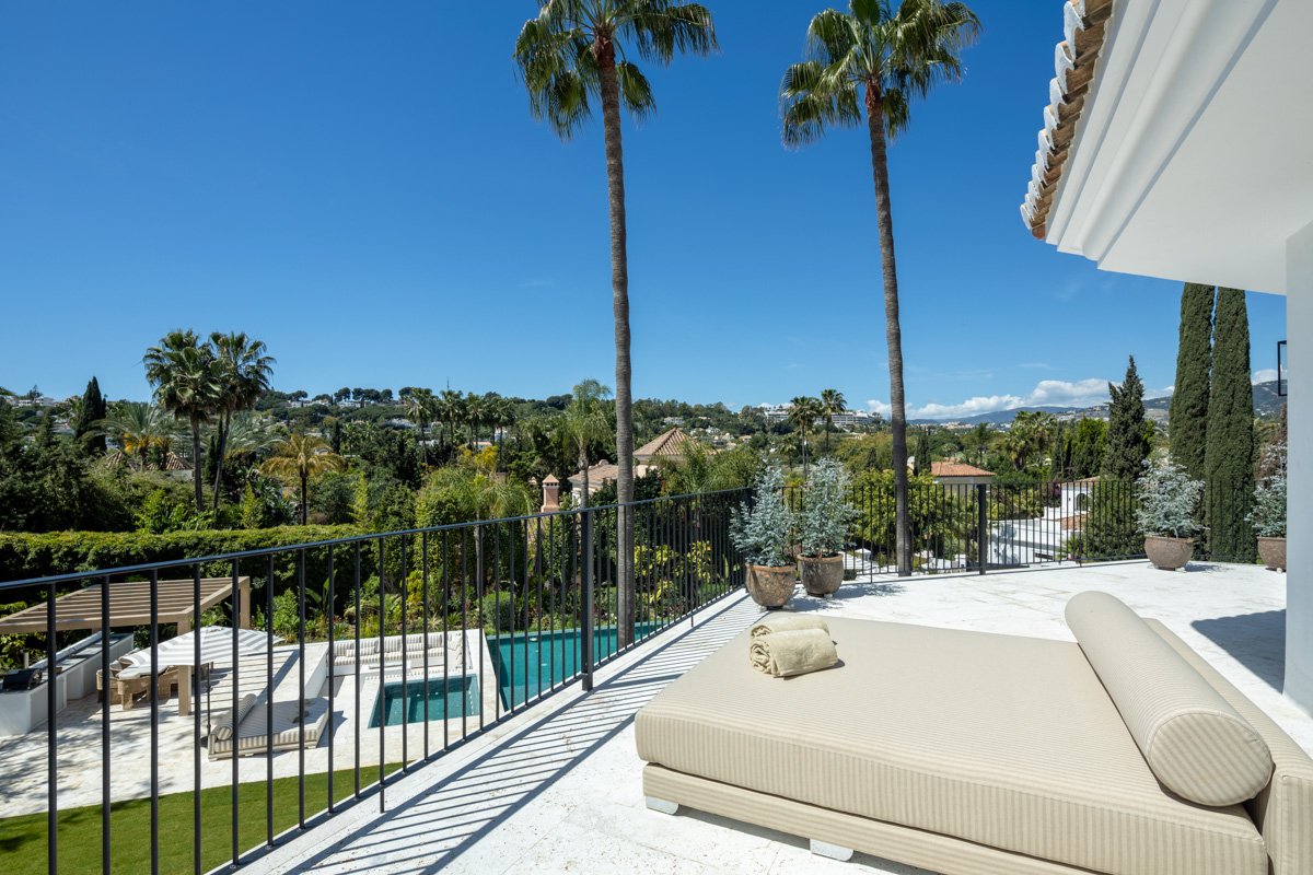 Villa in Marbella, Malaga, Spain 5 bedrooms, 722 sq.m. No. 135029