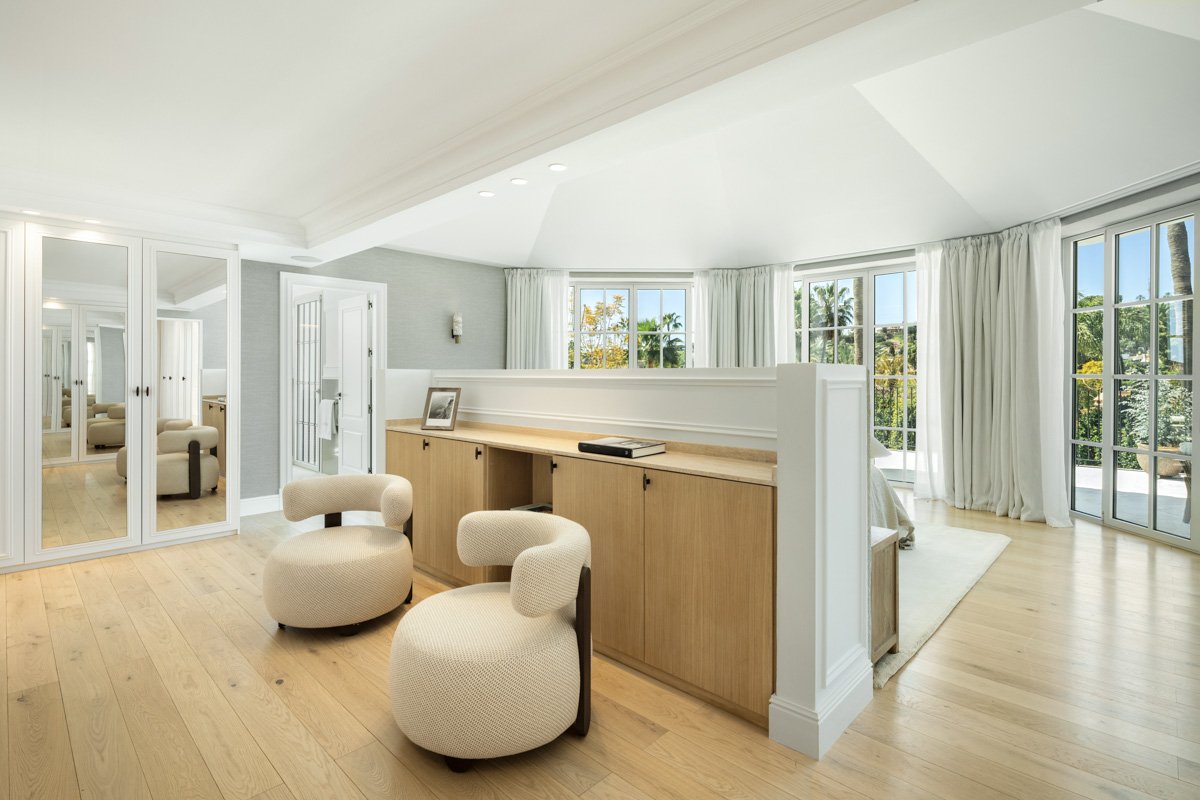Villa in Marbella, Malaga, Spain 5 bedrooms, 722 sq.m. No. 135029