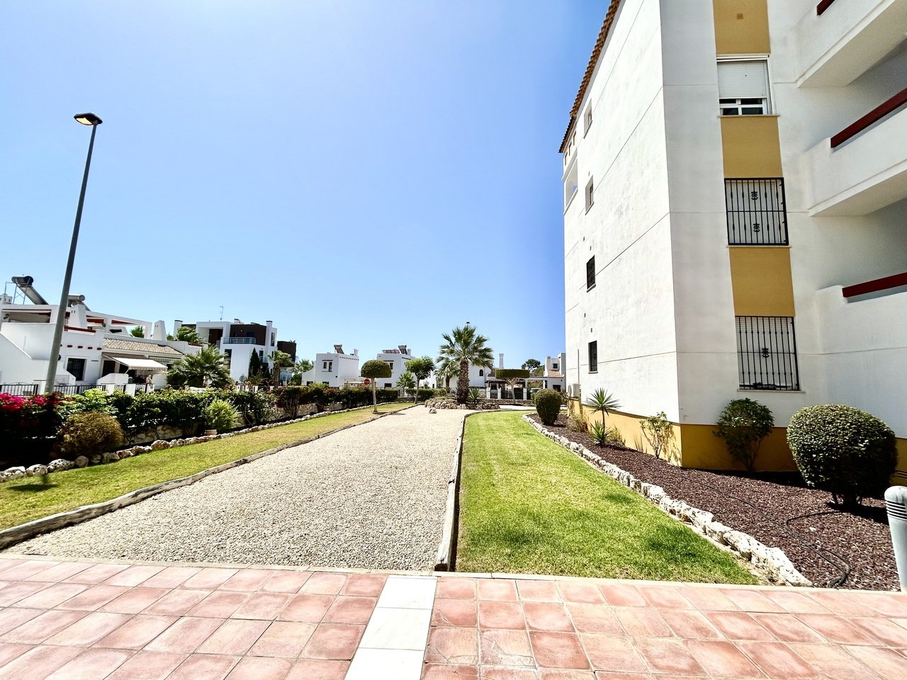 Appartamento a Villamartin, Alicante, Spagna 2 camere da letto, 60 mq. N° 189982