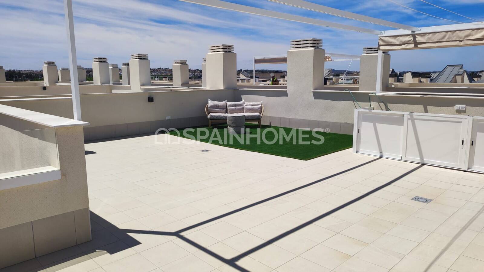 Apartment à Torrevieja, Alicante, Espagne 2 chambres, 92 m2 No. 48874