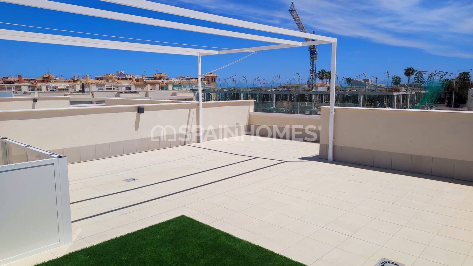 Apartment à Torrevieja, Alicante, Espagne 2 chambres, 92 m2 No. 48874