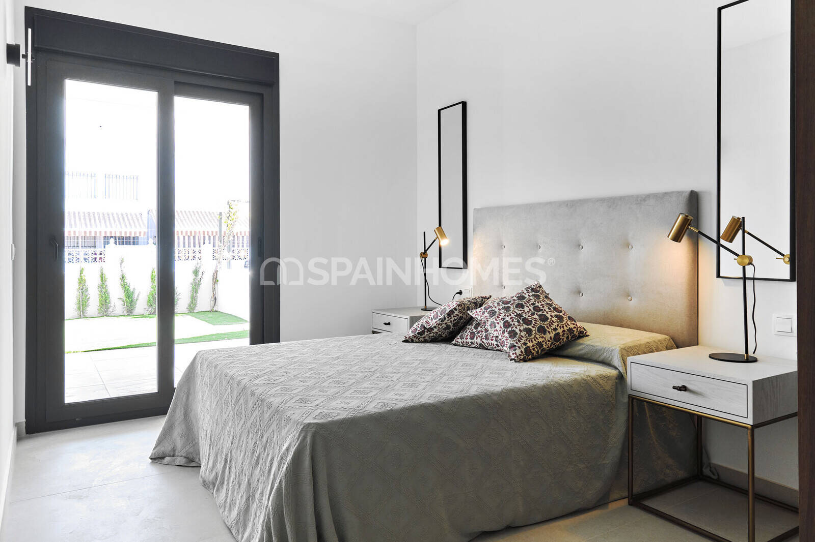 Apartment à Torrevieja, Alicante, Espagne 2 chambres, 92 m2 No. 48874