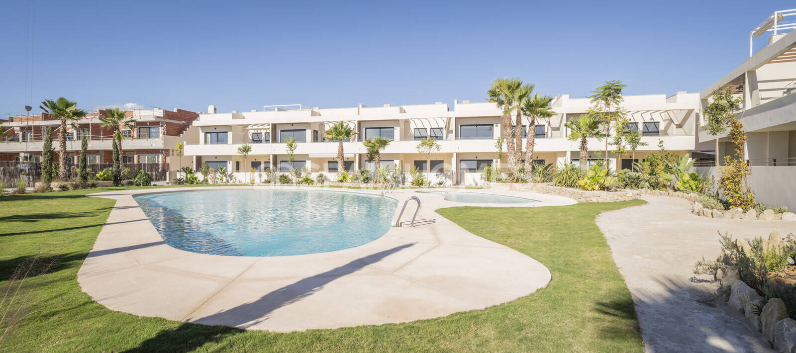 Apartment à Torrevieja, Alicante, Espagne 2 chambres, 92 m2 No. 48874