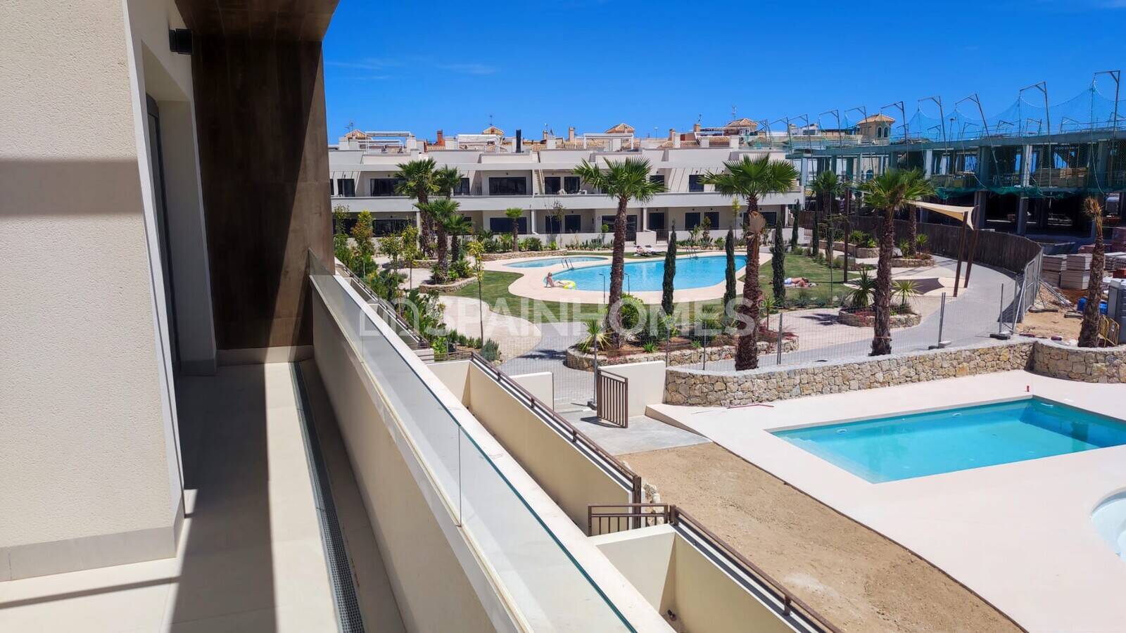 Apartment à Torrevieja, Alicante, Espagne 2 chambres, 92 m2 No. 48874