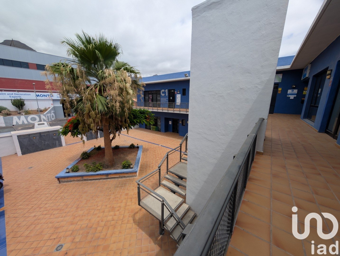 Commercial property à Adeje, Tenerife, Espagne 1022 m2 No. 153238