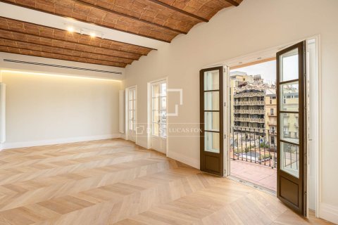 Penthouse in Barcelona, Spain 3 bedrooms, 190 sq.m. No. 192730