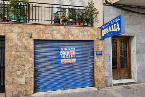 Commercial property in Elche, Alicante, Spain 100 sq.m. No. 183788
