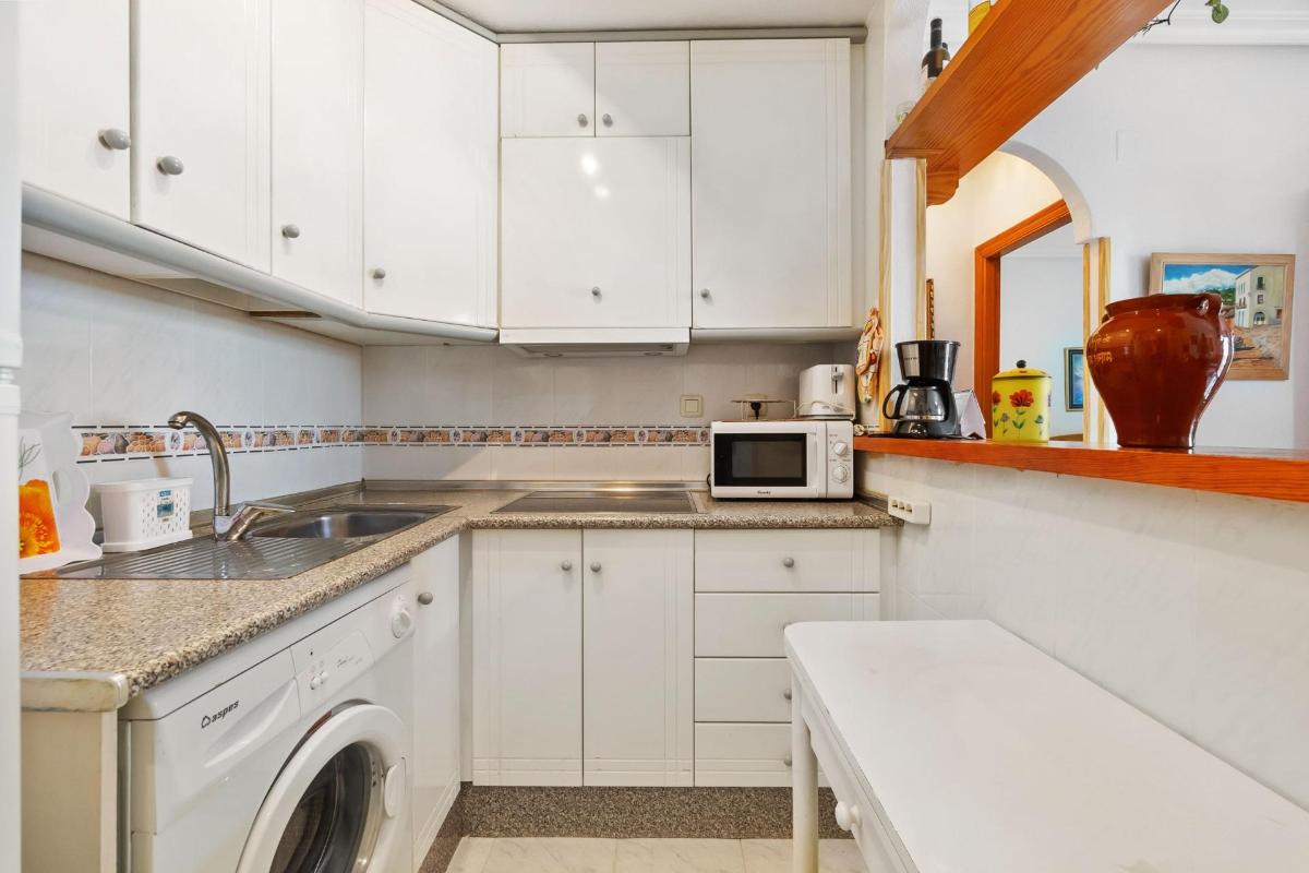 Huoneisto Torrevieja, Alicante, Espanja 1 makuuhuone, 46 m2 No. 183789
