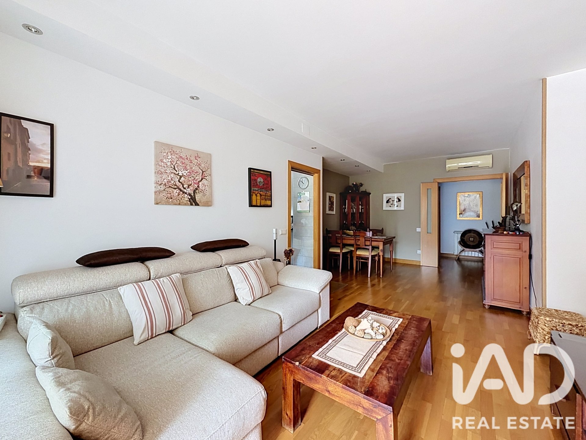 Apartment à Sant Adria De Besos, Barcelona, Espagne 3 chambres, 100 m2 No. 196621