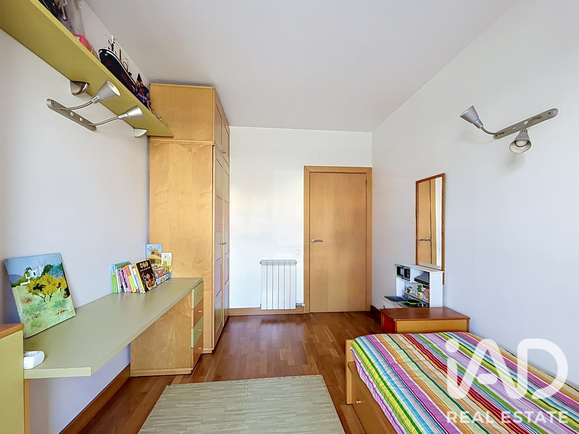 Apartment à Sant Adria De Besos, Barcelona, Espagne 3 chambres, 100 m2 No. 196621