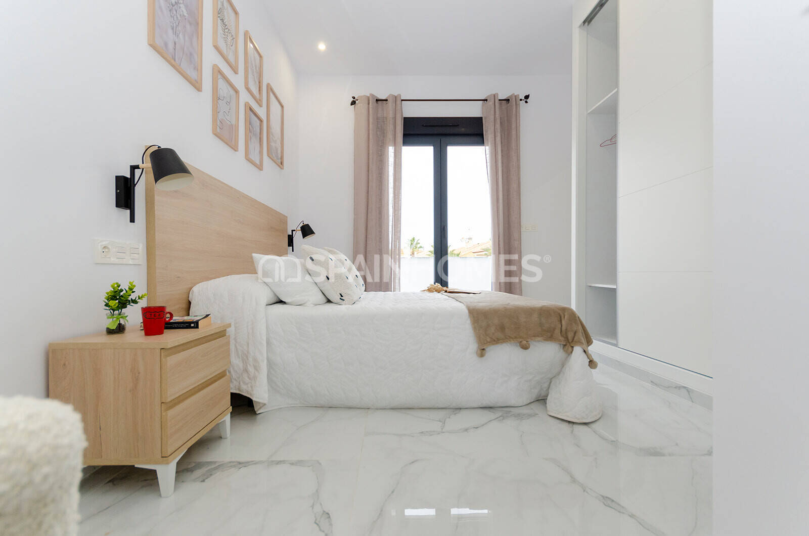 Villa i Torrevieja, Alicante, Spanien 3 sovrum, 105 kvm. Nr. 138718