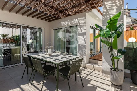 Kattohuoneisto Madrid, Espanja 3 makuuhuonetta, 229 m2 No. 178397