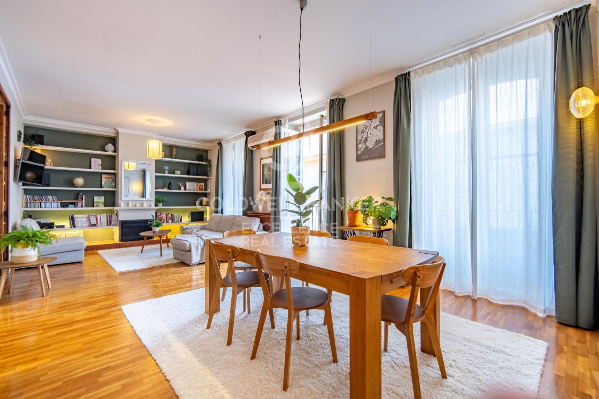 Appartamento a Valencia, Spagna 3 camere da letto, 145 mq. N° 178399