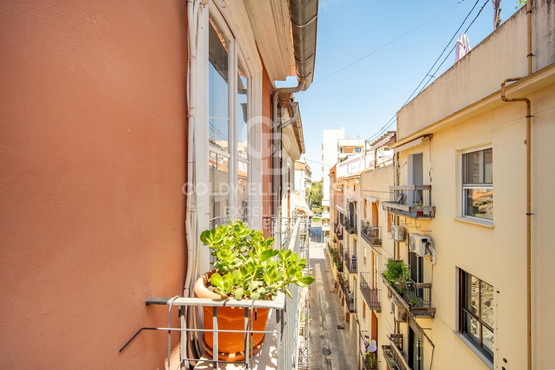 Appartamento a Valencia, Spagna 3 camere da letto, 145 mq. N° 178399