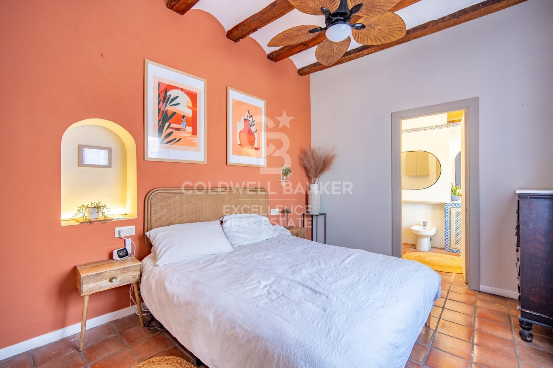 Appartamento a Valencia, Spagna 3 camere da letto, 145 mq. N° 178399