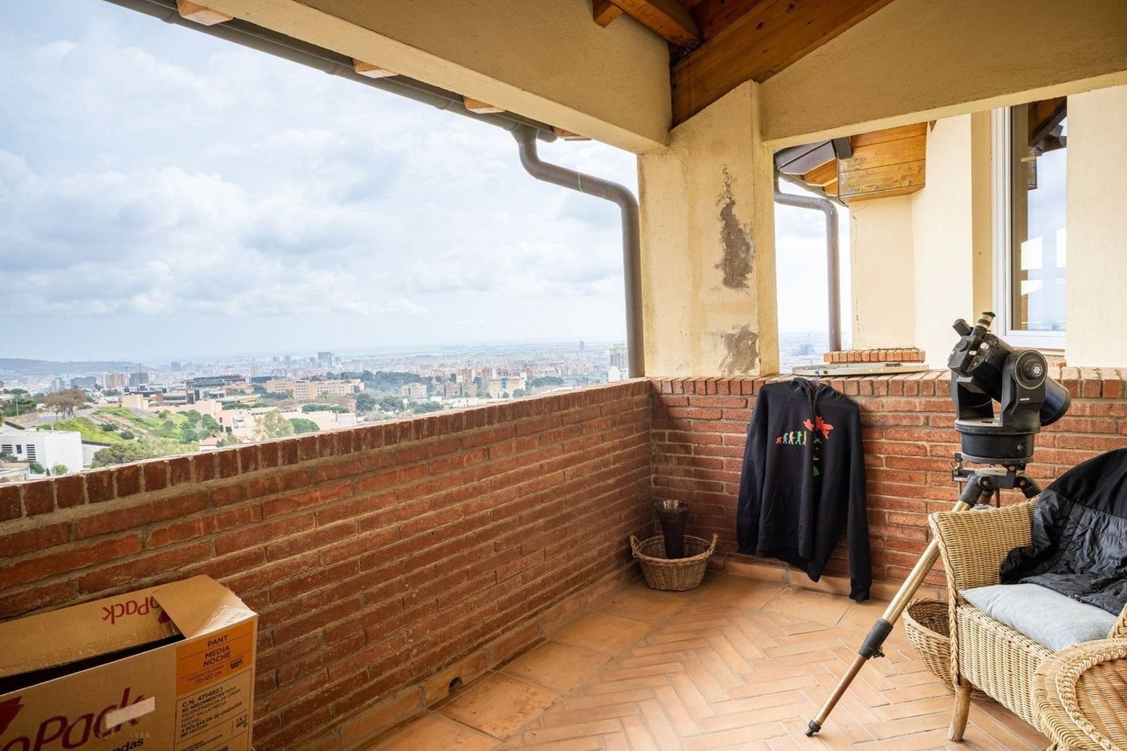 Dom w Esplugues de Llobregat, Barcelona, Hiszpania 5 sypialni, 553 mkw. nr 184605