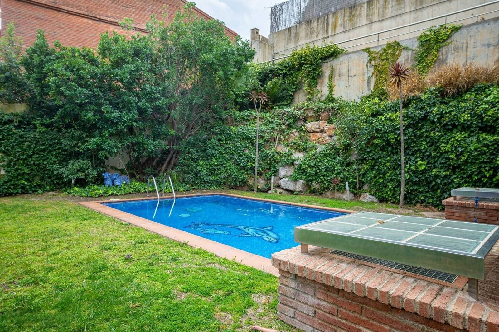 Dom w Esplugues de Llobregat, Barcelona, Hiszpania 5 sypialni, 553 mkw. nr 184605