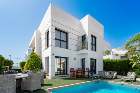 Villa in Ciudad Quesada, Alicante, Spain 4 bedrooms, 166 sq.m. No. 195273