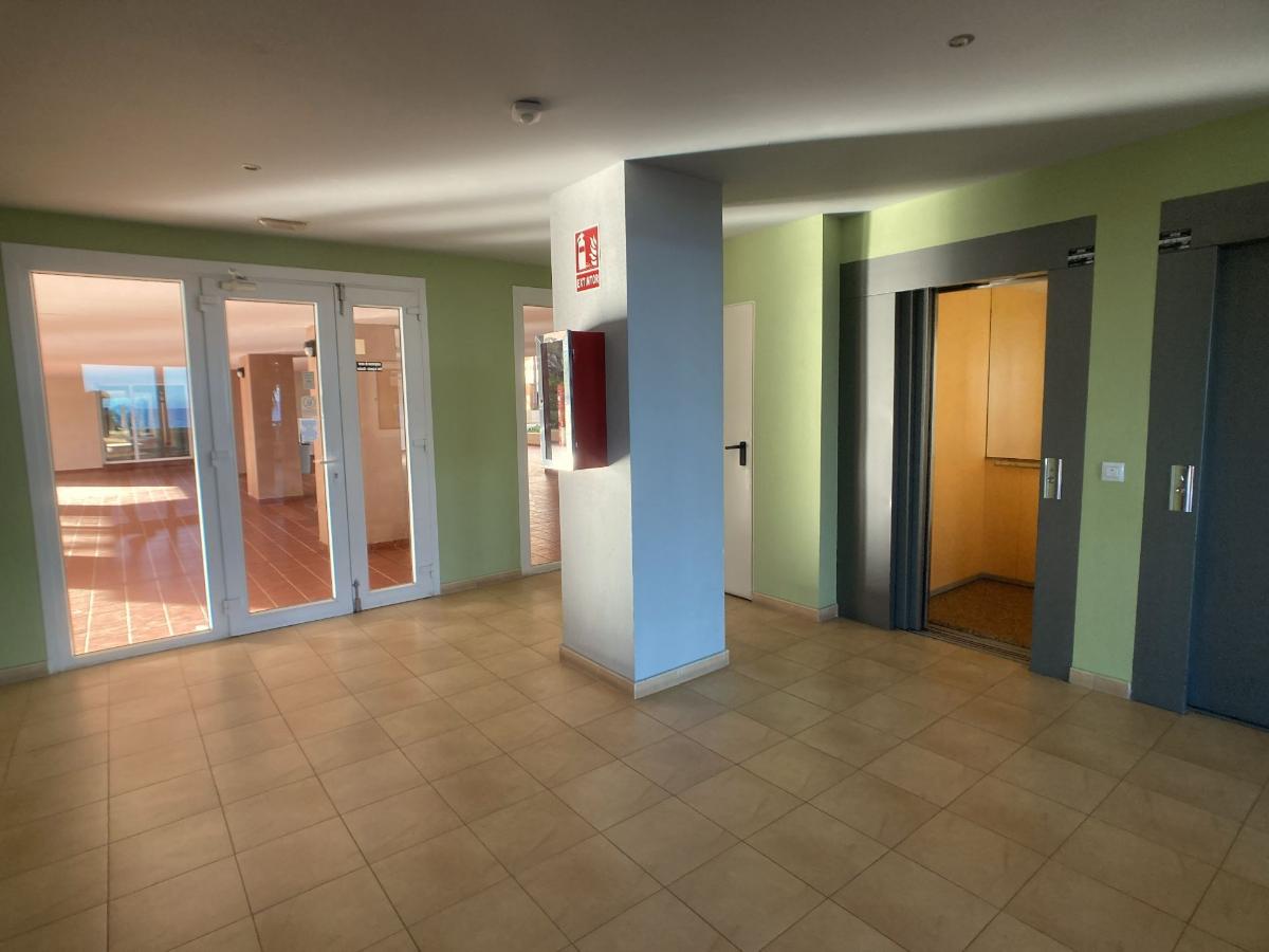Apartment in La Manga del Mar Menor, Murcia, Spain 3 bedrooms, 175 sq.m. No. 80340