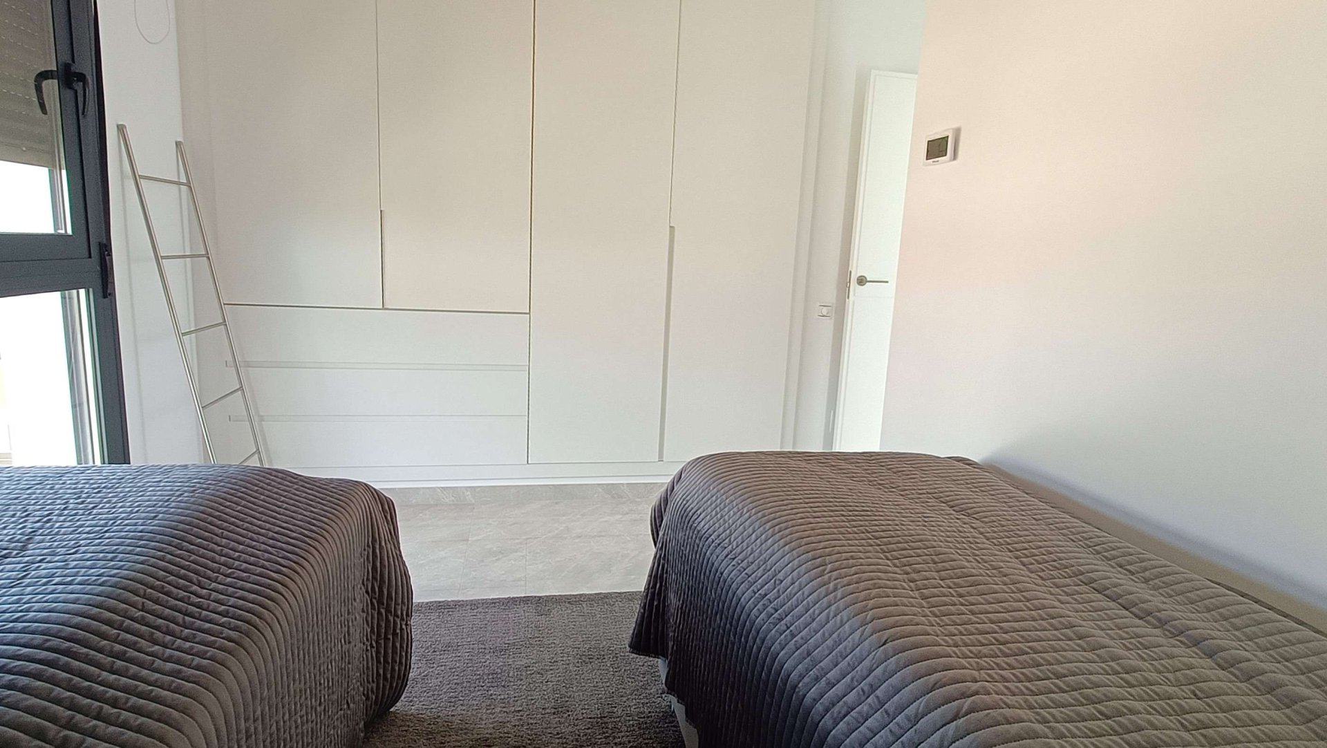 Huvila Algorfa, Alicante, Espanja 3 makuuhuonetta, 266 m2 No. 189624