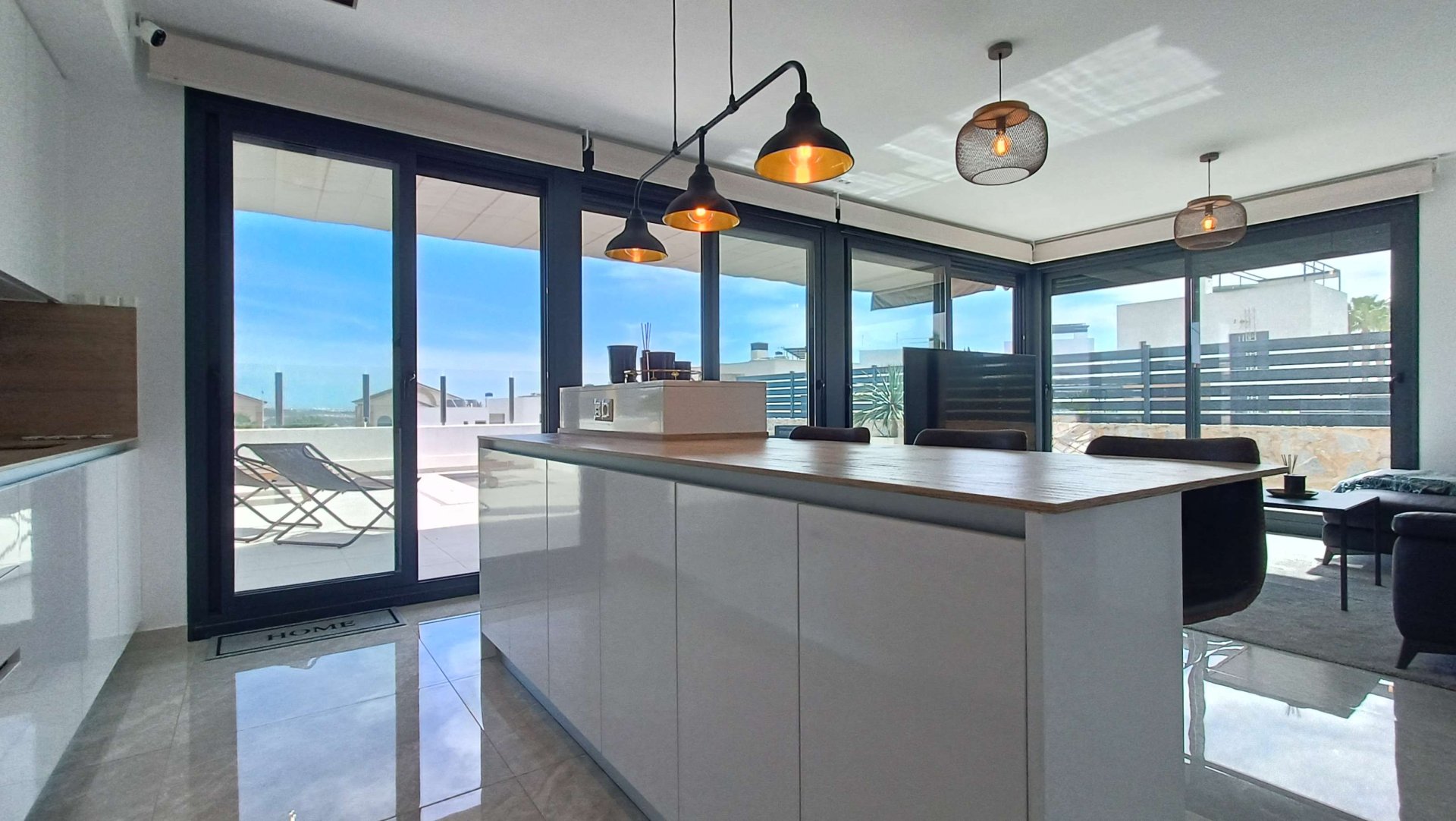 Huvila Algorfa, Alicante, Espanja 3 makuuhuonetta, 266 m2 No. 189624