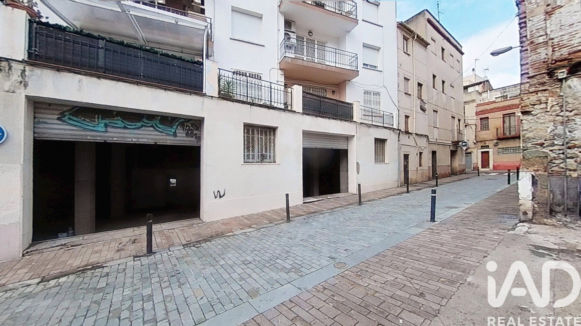 Proprietà commerciale a Reus, Tarragona, Spagna 3 camere da letto, 355 mq. N° 185343