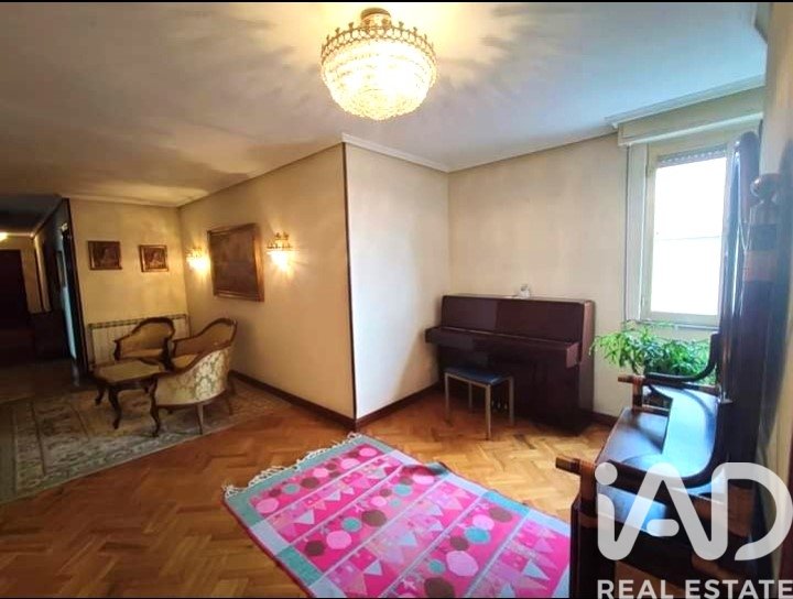 Huoneisto La Baneza, Leon, Espanja 6 makuuhuonetta, 190 m2 No. 185345