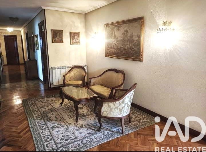 Huoneisto La Baneza, Leon, Espanja 6 makuuhuonetta, 190 m2 No. 185345