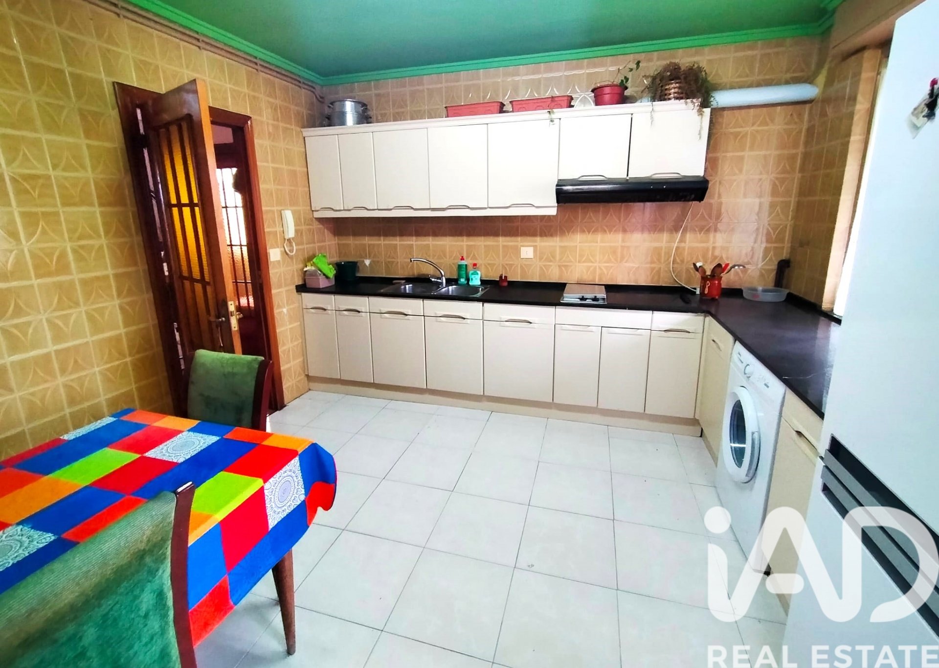 Huoneisto La Baneza, Leon, Espanja 6 makuuhuonetta, 190 m2 No. 185345