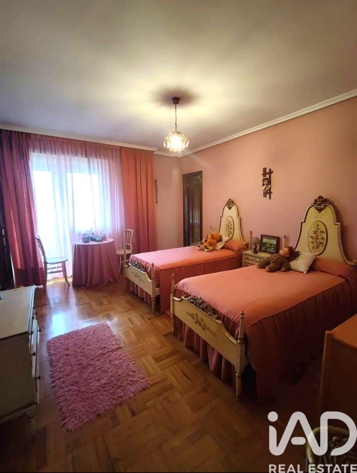Huoneisto La Baneza, Leon, Espanja 6 makuuhuonetta, 190 m2 No. 185345