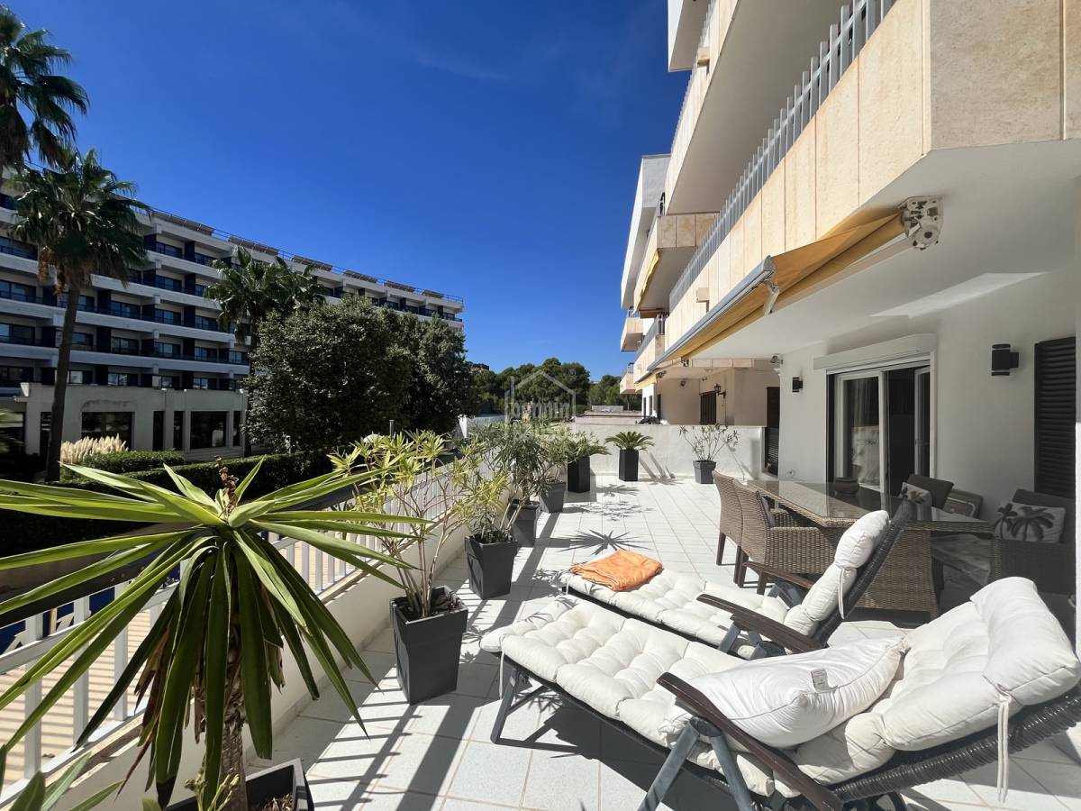 Apartamento en Cala Millor, Mallorca, España 2 dormitorios, 63 m2 No. 196688