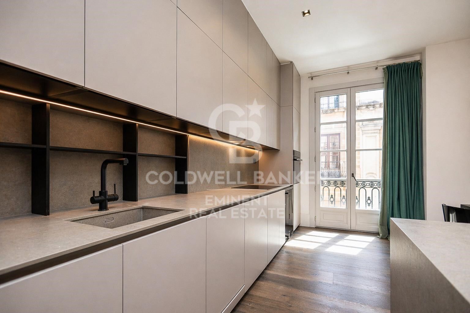 Wohnung in Barcelona, Spanien 2 Schlafzimmer, 121 m2 Nr. 178645