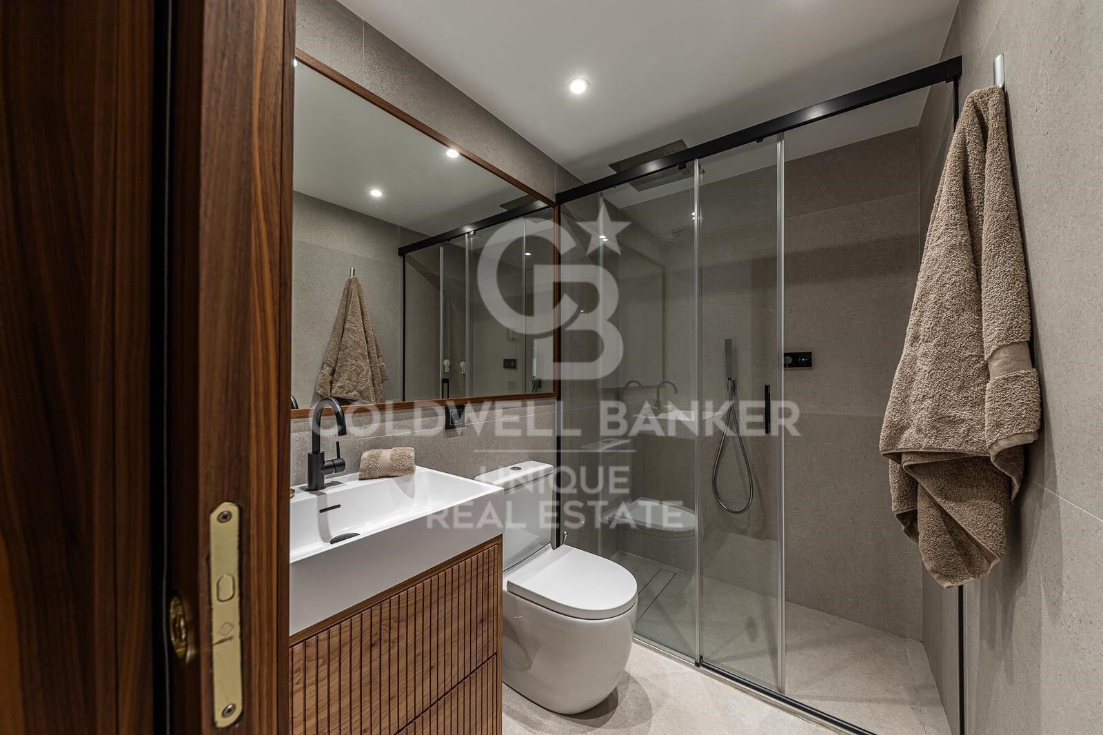 Wohnung in Madrid, Spanien 1 Schlafzimmer, 78 m2 Nr. 178646