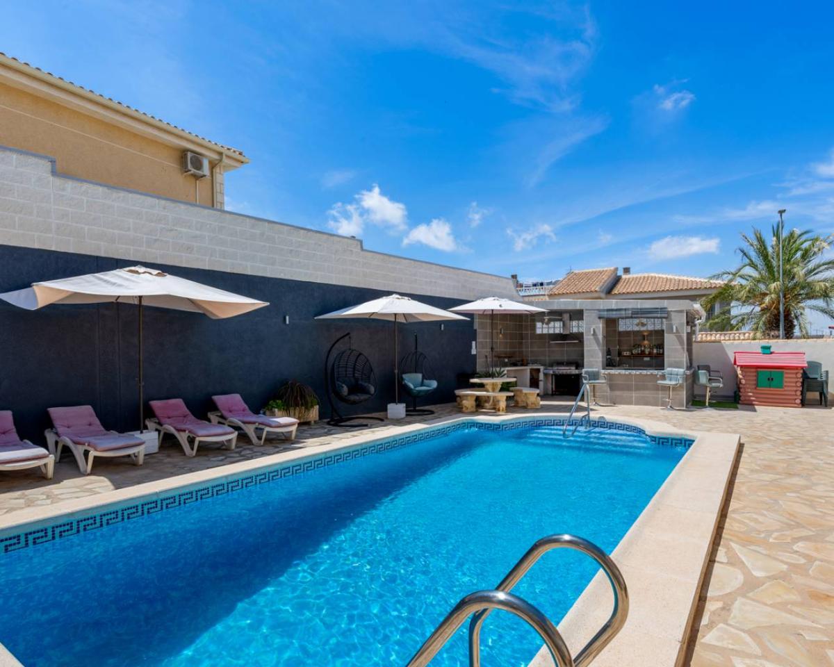 Villa in Benijofar, Alicante, Spanien 6 Schlafzimmer, 274 m2 Nr. 98256
