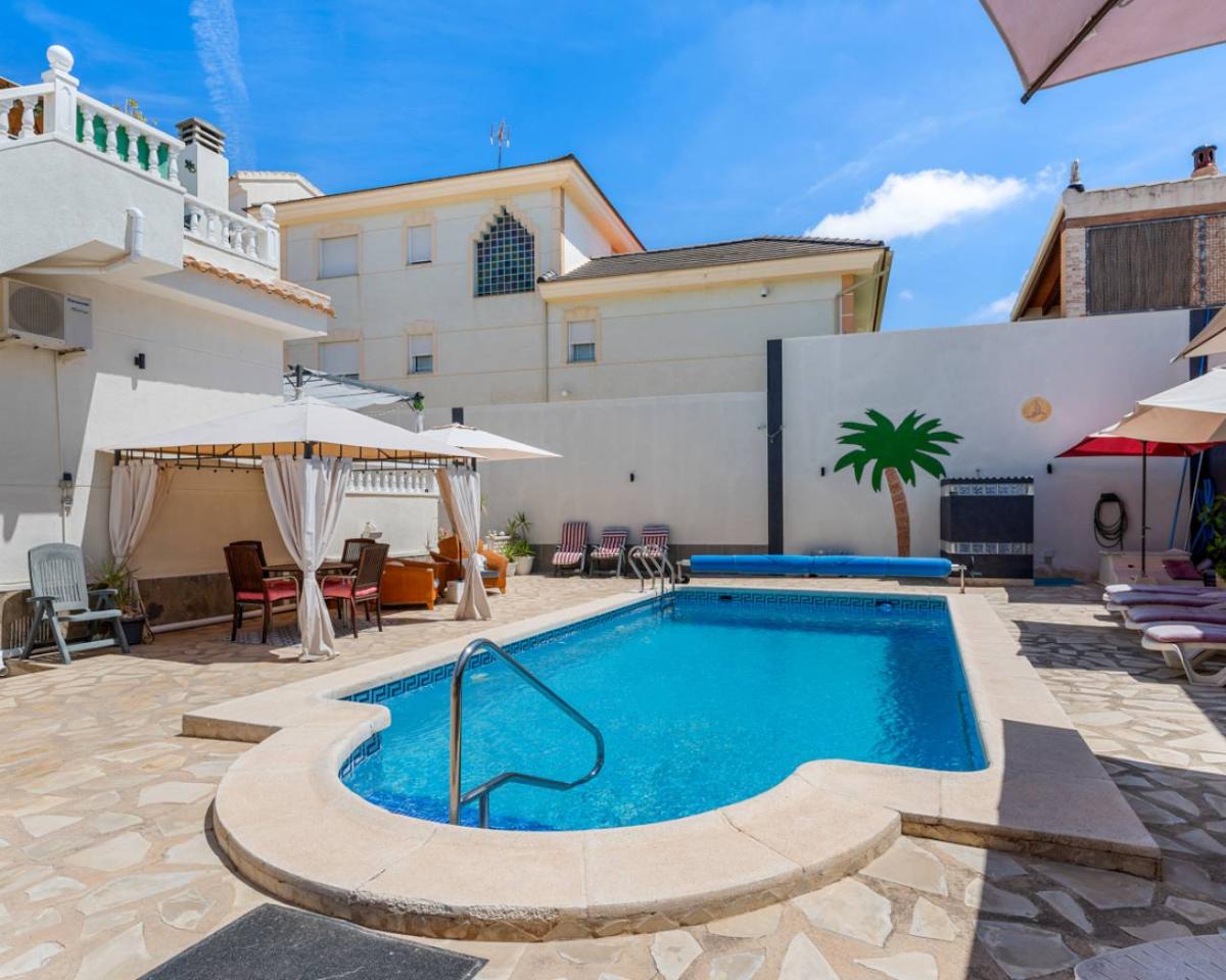 Villa in Benijofar, Alicante, Spanien 6 Schlafzimmer, 274 m2 Nr. 98256