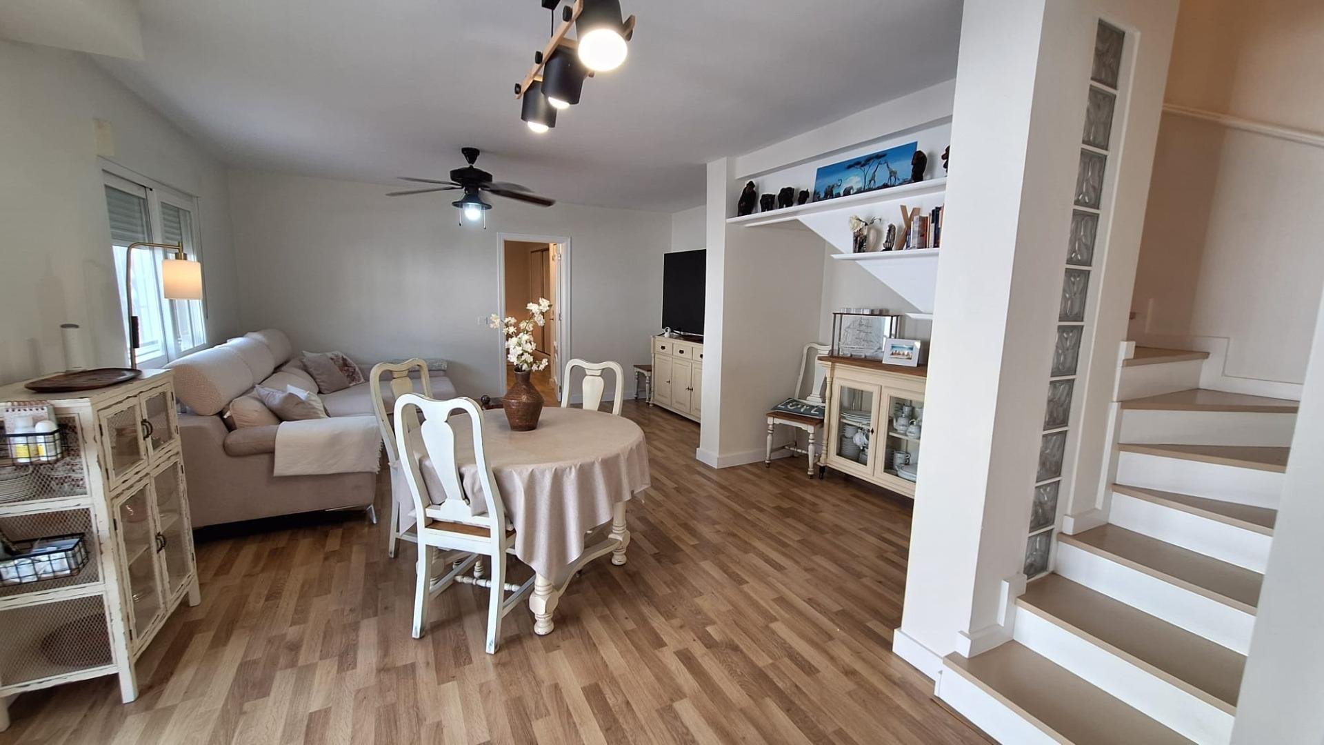 Huvila Los Balcones, Alicante, Espanja 4 makuuhuonetta, 144 m2 No. 188931