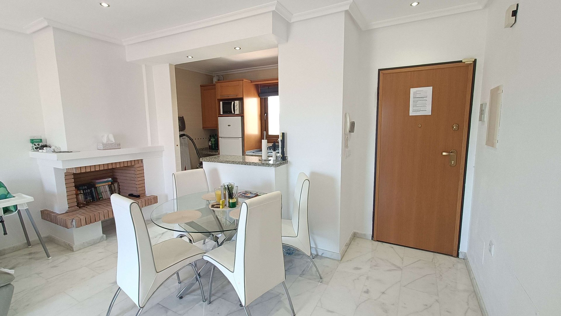 Apartamento en Algorfa, Alicante, España 2 dormitorios, 75 m2 No. 189622