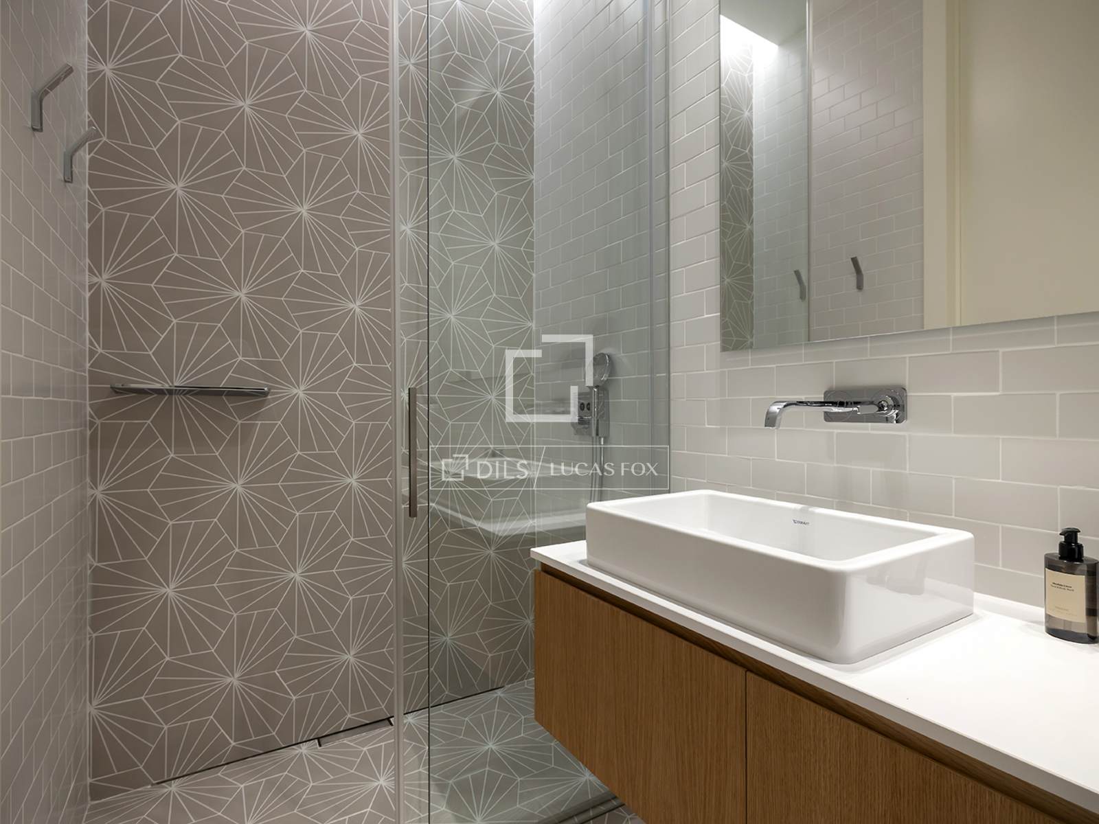 Wohnung in Barcelona, Spanien 2 Schlafzimmer, 152 m2 Nr. 164629